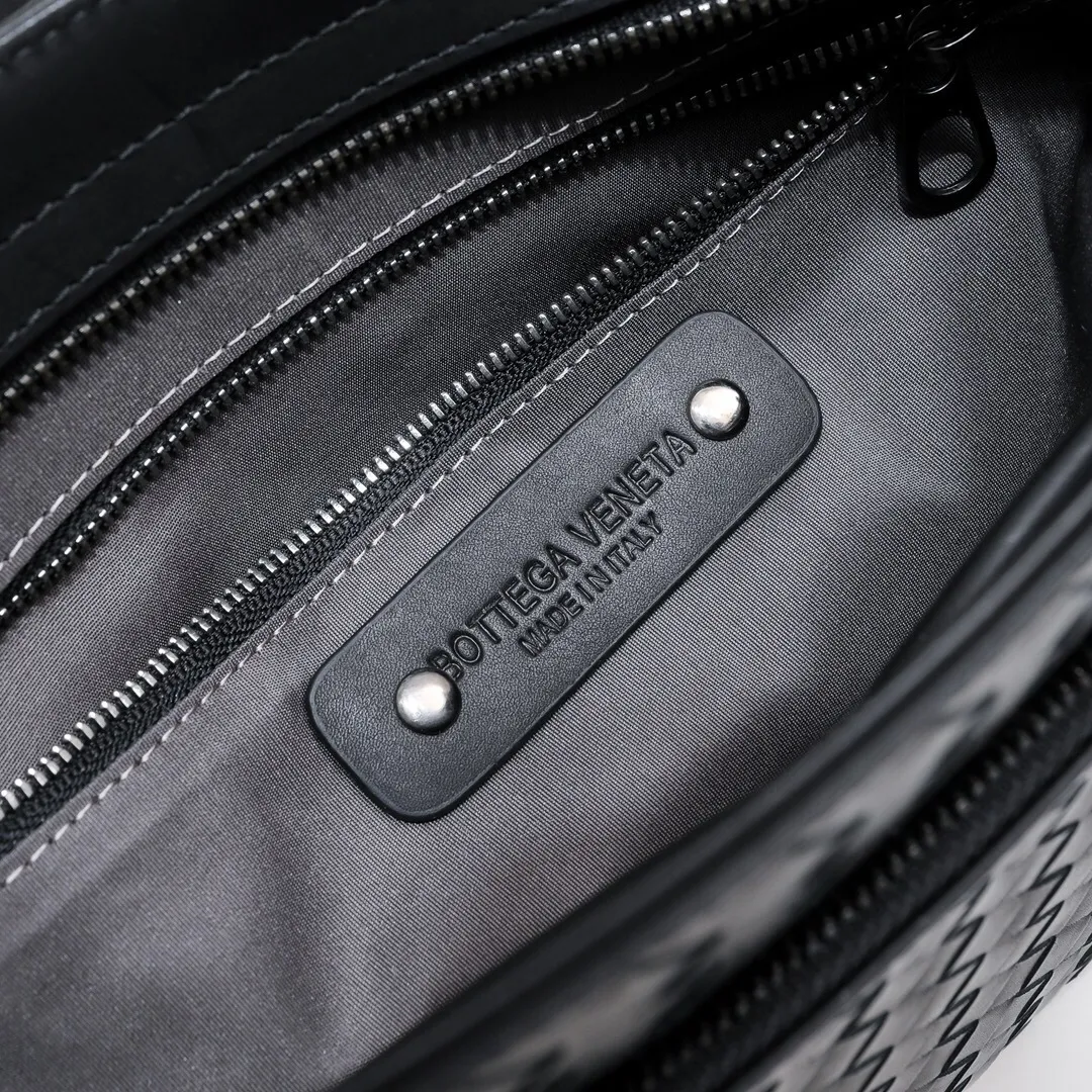 All categories 💚 Top version men’s bags 💚 BV 2024 new BV crossbody bag